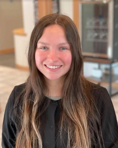 Maddy- dental assistant at St Charles Family Dentistry