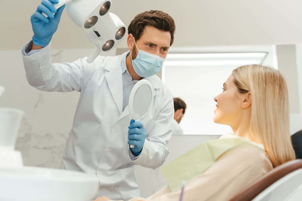 Teeth Cleaning in Geneva